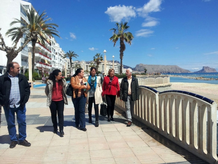 Reunió de treball de l’alcalde d’Altea amb Encarna Llinares i Noelia Hernández