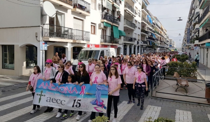 Més de 1.500 persones participen a la marxa contra el càncer organitzada per Anémona amb la col·laboració de l’AECC d’Altea