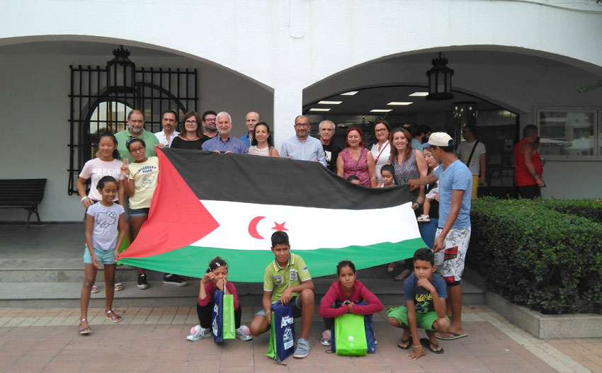 L’Ajuntament d’Altea rep als xiquets saharauís del projecte “Vacances en Pau”