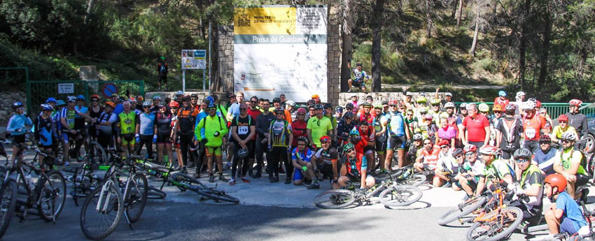 Éxito de participación en la II Ruta MTB al pantano del Castell Guadalest