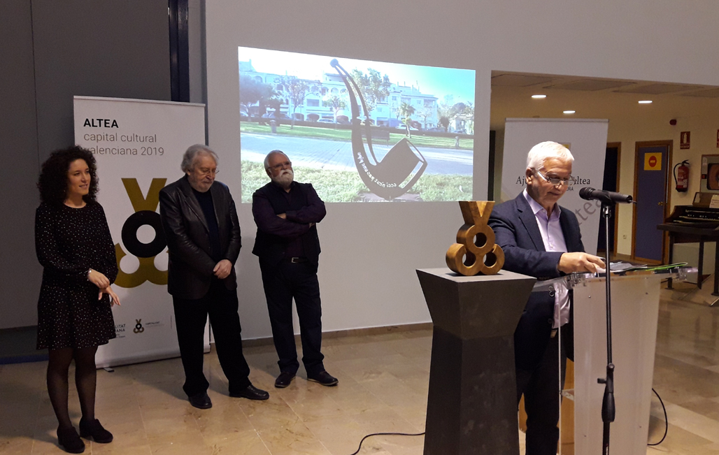Antoni Miró inaugura en Altea su exposición “de mar a mar”