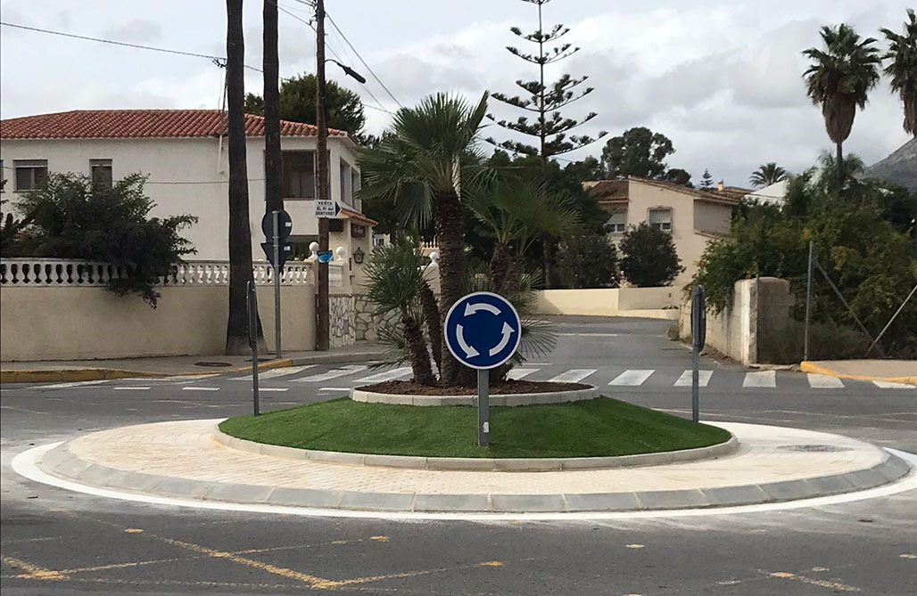 Finalitzada l’execució de la nova rotonda de l’avinguda Juan Alvado