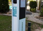Altea instala cuatro nuevos puntos de recarga de vehículos eléctricos