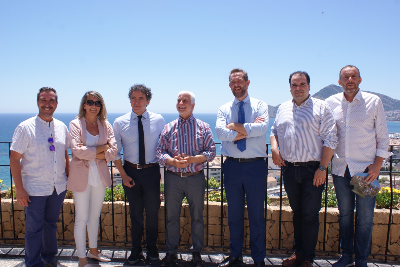 El secretari d’Estat de Turisme, Fernando Valdés, i el secretari autonòmic de Turisme, Francesc Colomer, visiten Altea