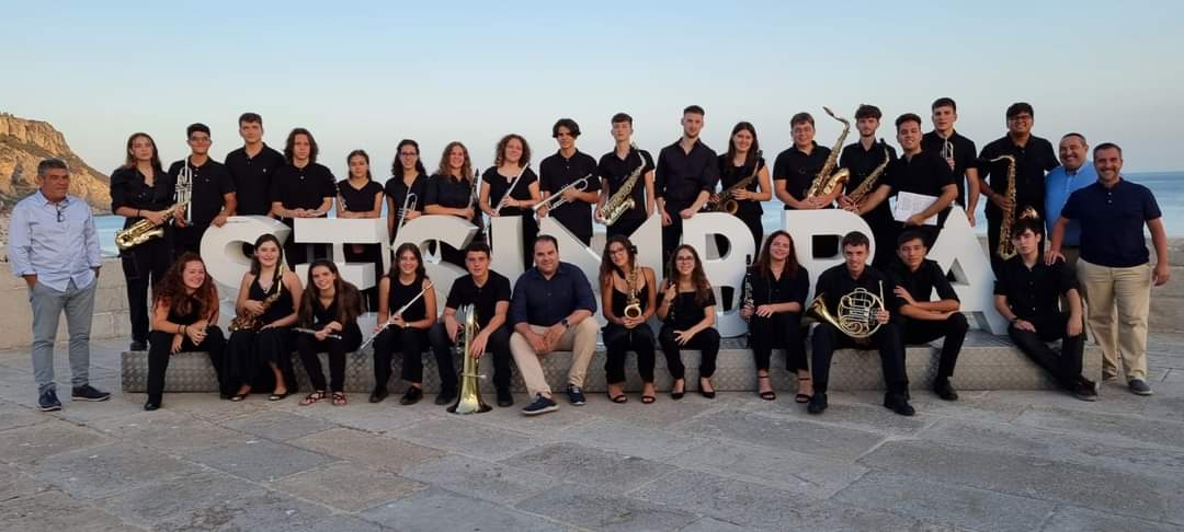 Els músics de la Societat Filharmònica Alteanense van visitar el municipi de Sesimbra en el programa d’intercanvi musical