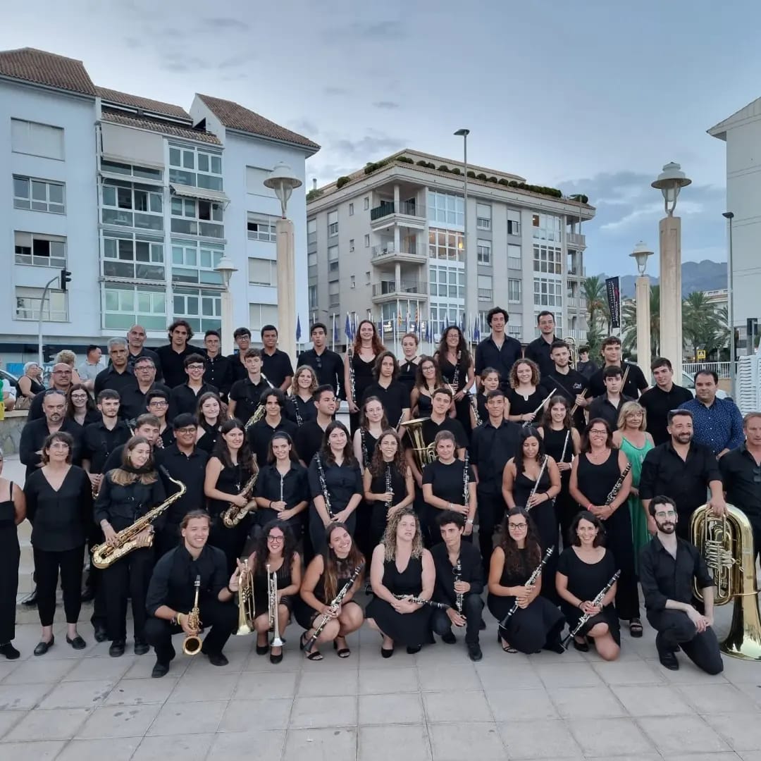 La Orquesta Zana Batuta de Sesimbra y la Sociedad Filarmónica Alteanense celebran un concierto dentro de su programa de hermanamiento