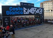La Costa Blanca Bike Race comença la seua segona etapa a Altea