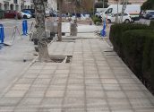 Escena Urbana mejora el estado de las aceras en las inmediaciones de Palau Altea