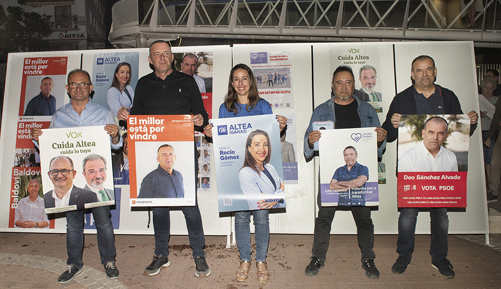 La pegada de cartells arrenca la campanya electoral als comicis locals i autonòmics  del 28 de maig