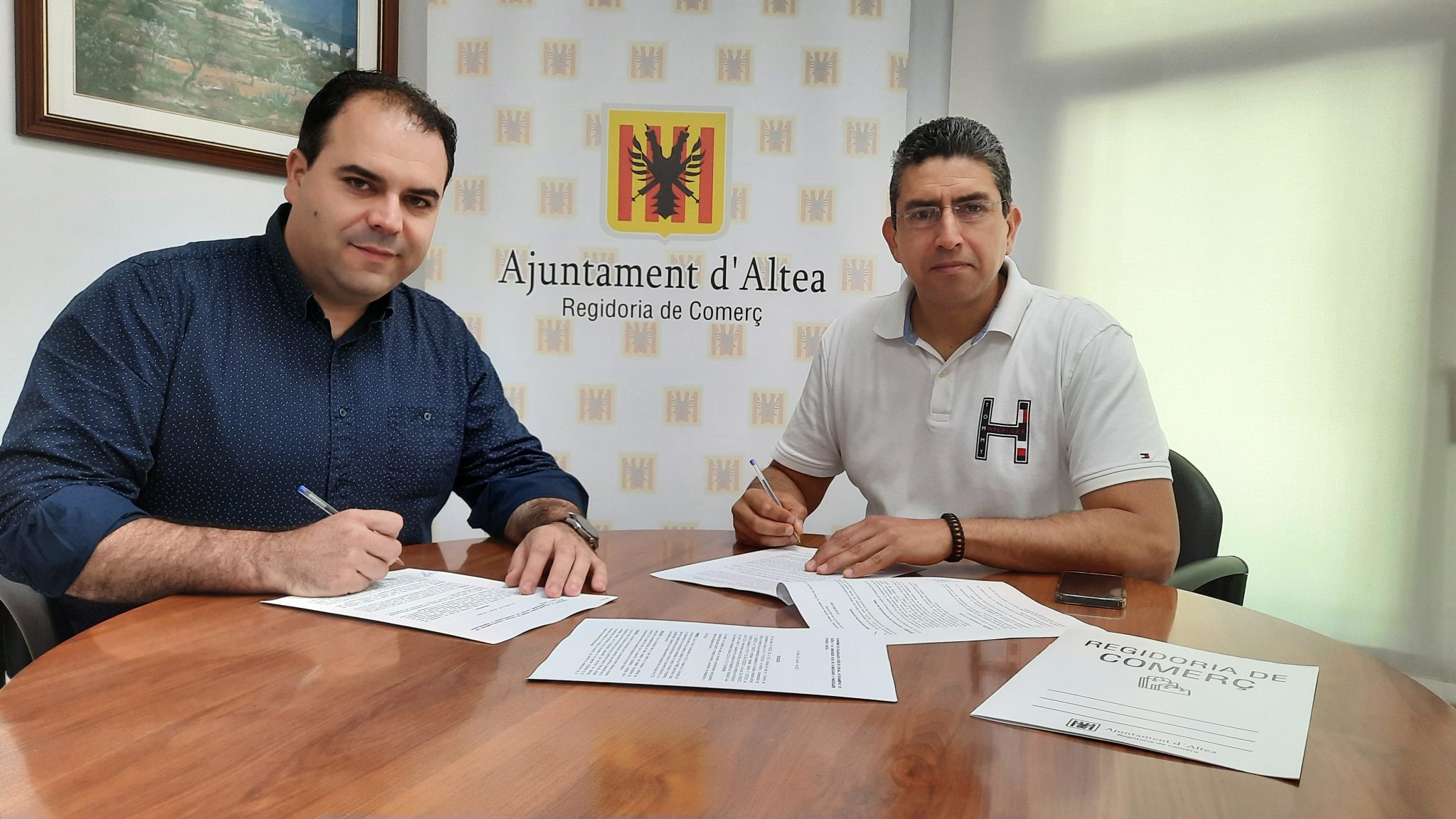 Comercio y ALCEA renuevan su convenio de colaboración