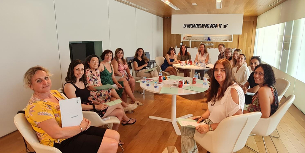 Altea participa en la primera reunión del Consejo Comarcal por la Igualdad de la Marina Baixa que se celebra después de las elecciones municipales del mes de mayo
