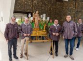 L'alcalde d'Altea, Diego Zaragozí, participa als actes del dia gran de Sant Vicent a l'Ermita del Captivador. Unes festes que congreguen els veïns de La Nucia, l’Alfàs i Altea i en què les tradicions protagonitzen la seua agenda.