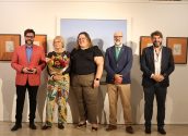 La regidora de Cultura, Pepa V. Pérez i Sibille Schlotter han participat a la inauguració de l'exposició de “El Quixot” del pintor E. Schlotter a Alcalá de Henares. Una exposició comissariada per l'hereua de l'artista i la inauguració de la qual va comptar també amb l'edil d'àrea d'Alcalá, Santiago Alonso i el catedràtic de Filologia Romànica de la Universitat Complutense de Madrid i cervantista, José Manuel Lucía Megías.