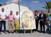 Alcalde, Diego Zaragozí, y edil de Cultura, Pepa Victoria Pérez, dan soporte al I Premio de Pintura Pepe Barranquí, impulsado por la Fundación Frax y cuya presentación tenía lugar el pasado jueves en el restaurante “El Cranc”. Se trata de un certamen de carácter nacional que busca promover el arte contemporáneo.