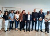 inauguració artista i autoritats web