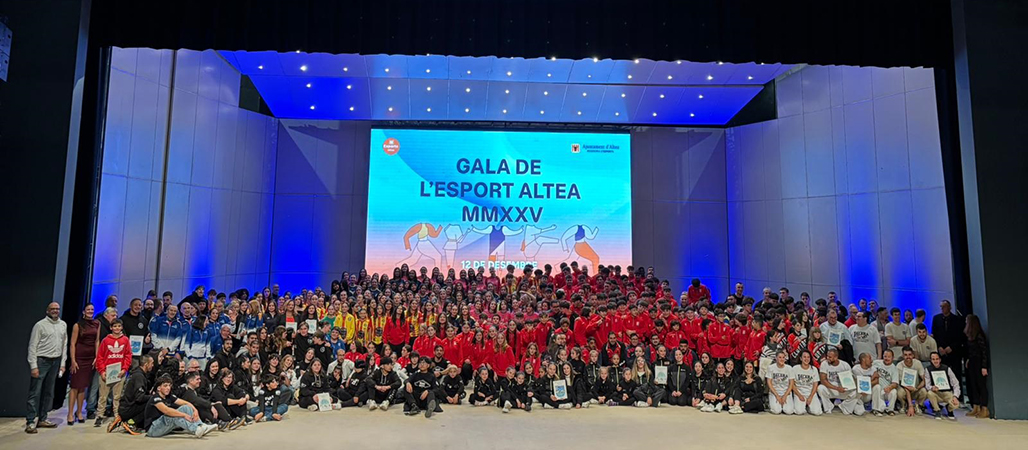 La Gala de l’Esport reunix l’elit esportiva alteana i reconeix el mèrit a l’esforç La Gala de l’Esport reunix l’elit esportiva alteana i reconeix el mèrit a l’esforç